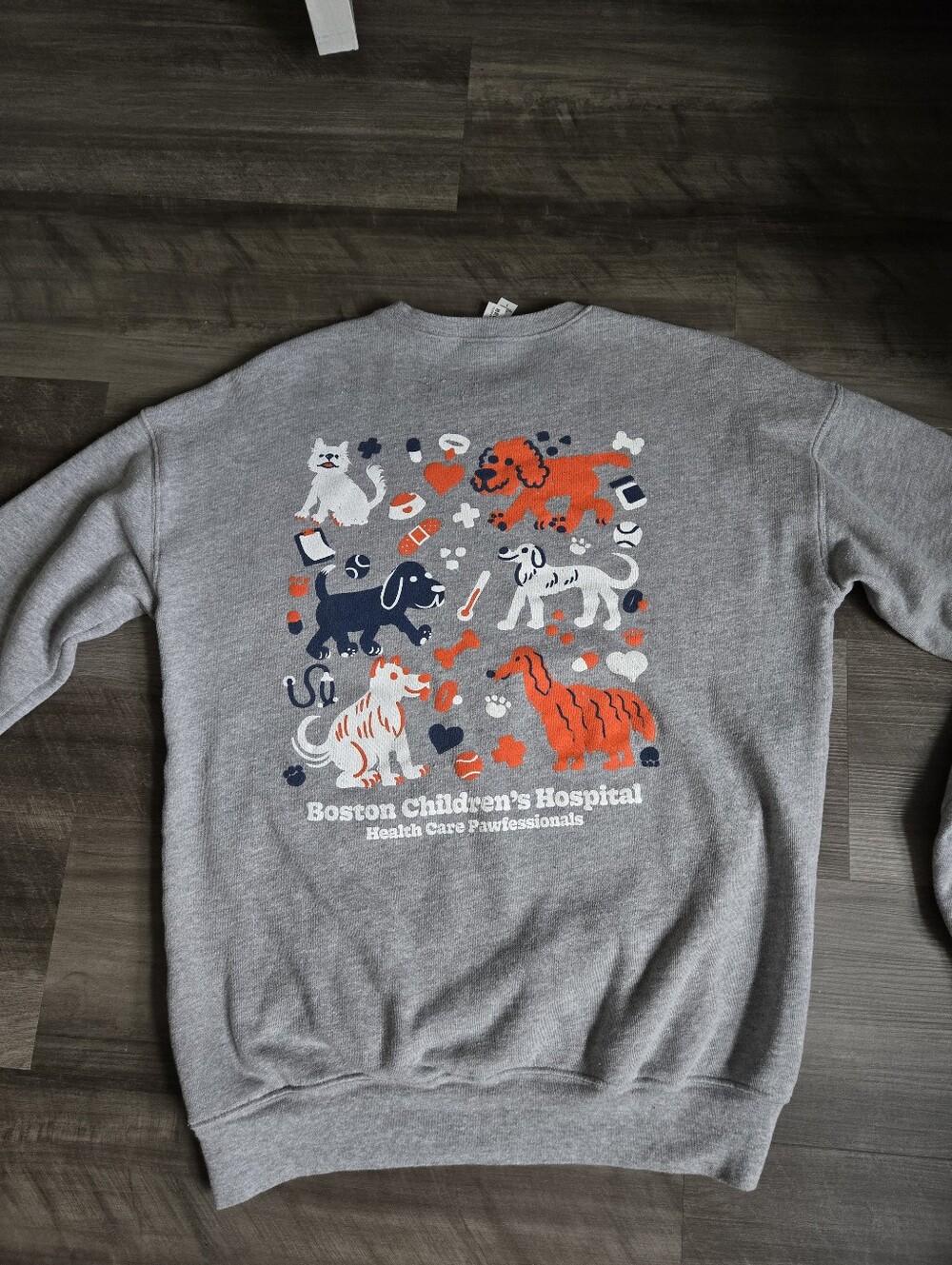 WORN ONCE Authentic Boston Children's Hospital Dog Crewneck Sweatshirt